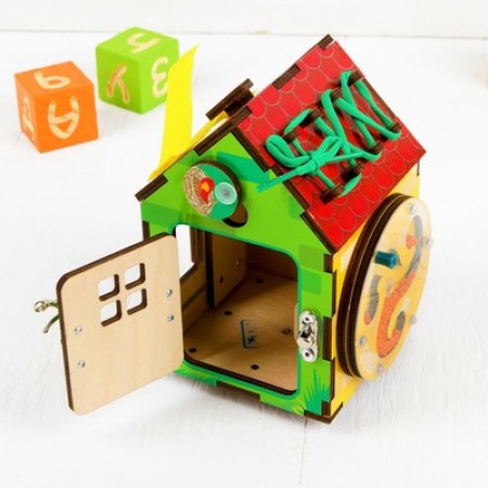 Развивающая игра для детей «Бизи-домик» 